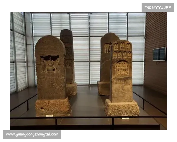 揭秘黄金甲之谜探寻古代文明遗址的历史奥秘与文化传承